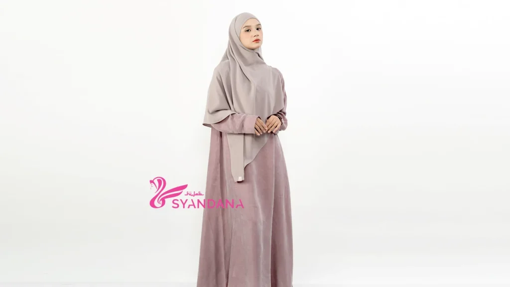 Abaya Cupro Natural Fabrics Nubuck Silk untuk Tampilan Premium di Acara Formal dan Lebaran